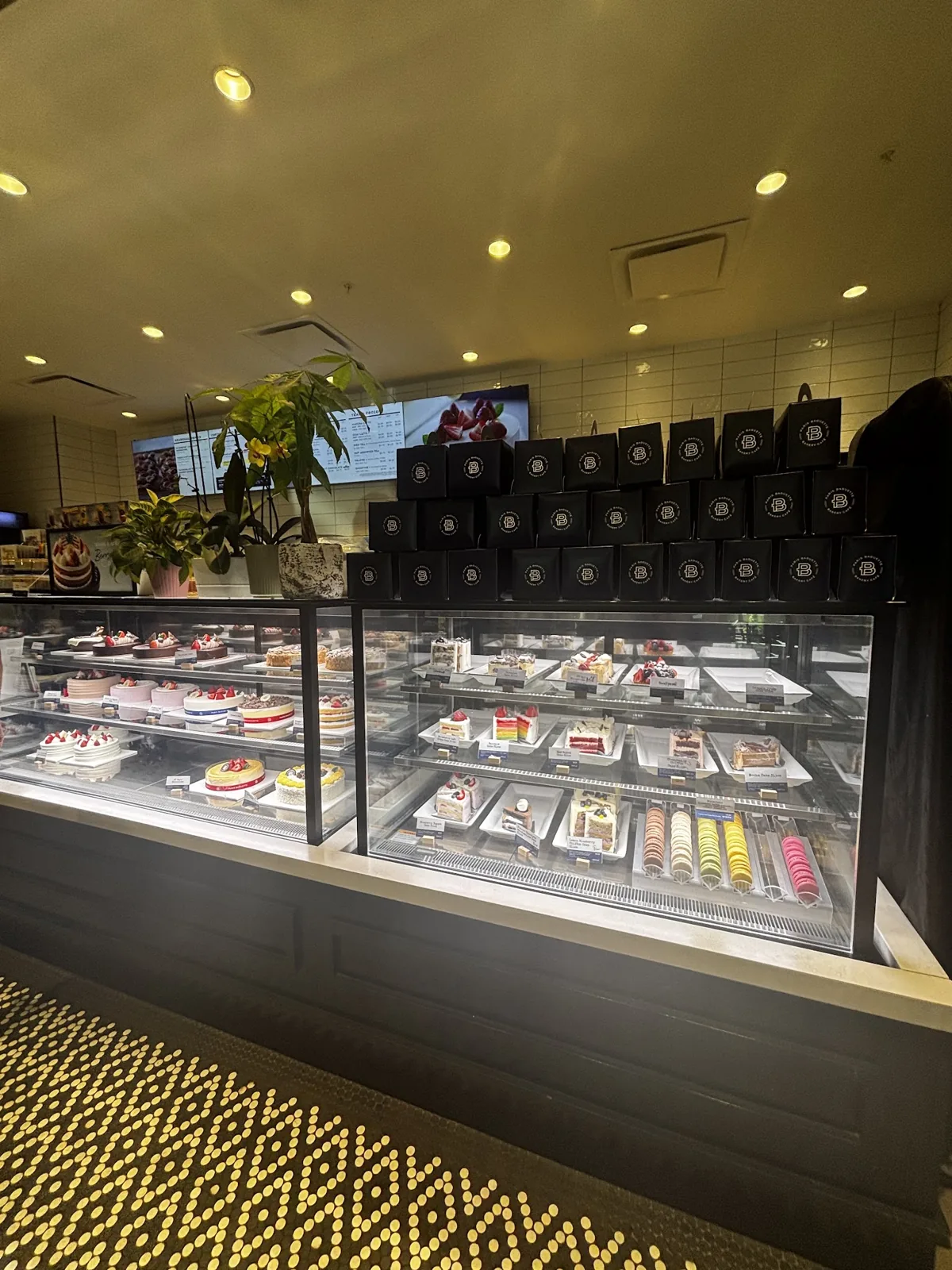 Paris Baguette | Waverly photo 2
