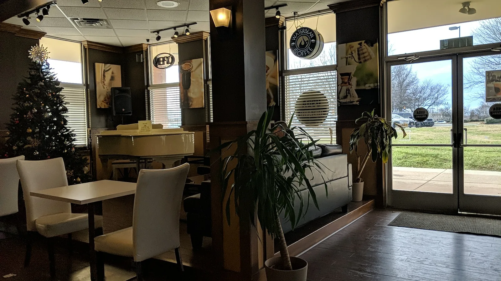 Waterbean Coffee | Huntersville photo 35