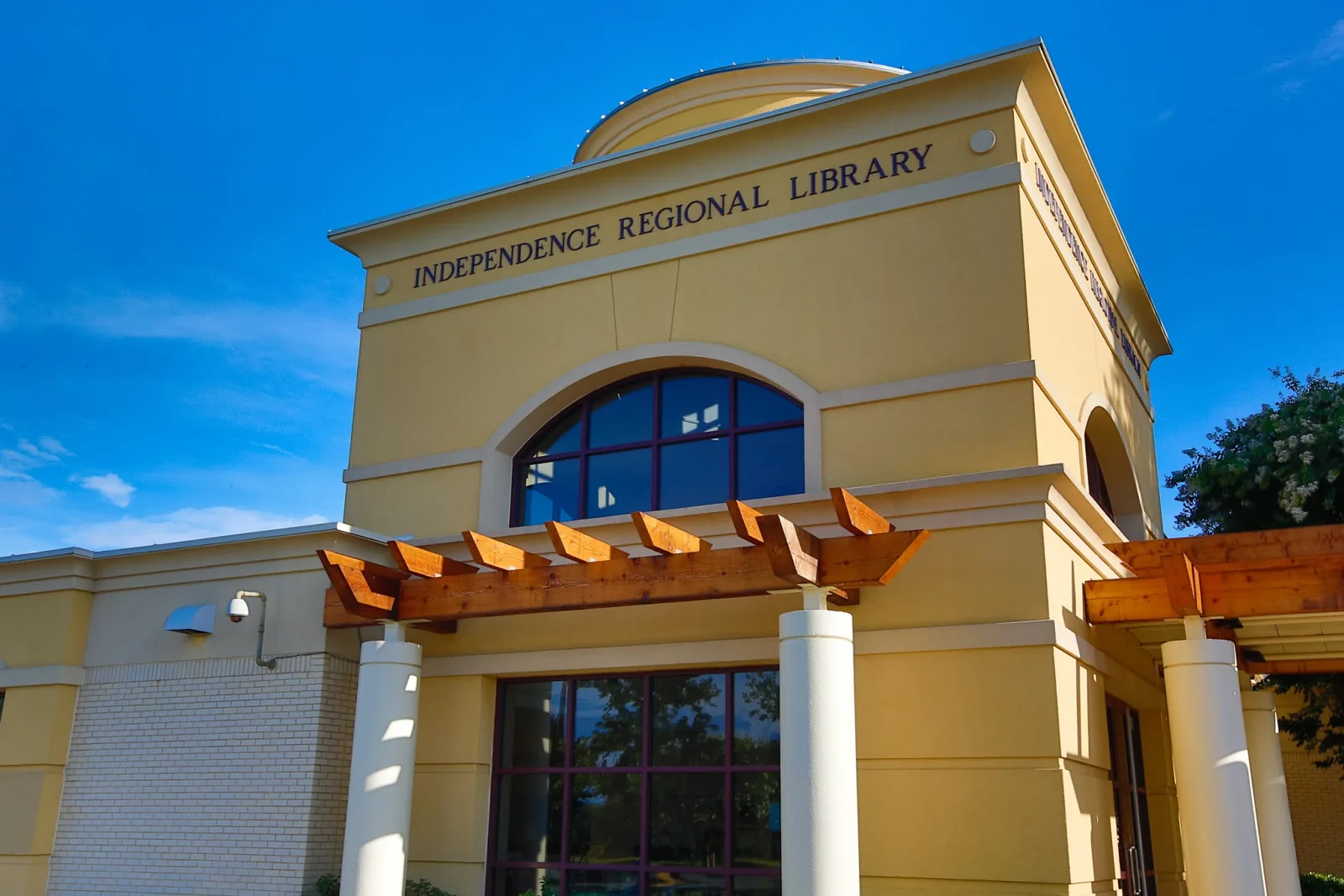 Charlotte Mecklenburg Library | Independence Regional photo 2