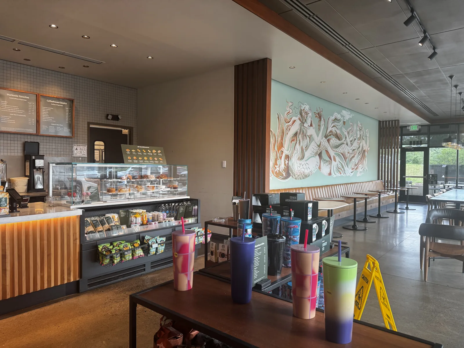 Starbucks | 3935 E Independence Blvd photo 1