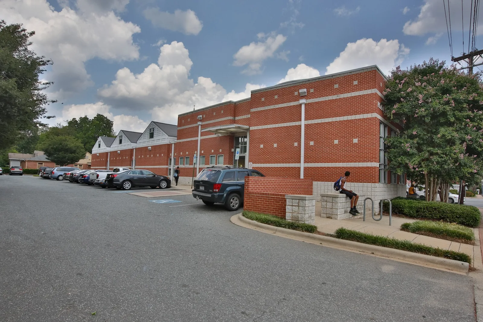 Charlotte Mecklenburg Library | Plaza Midwood photo 2
