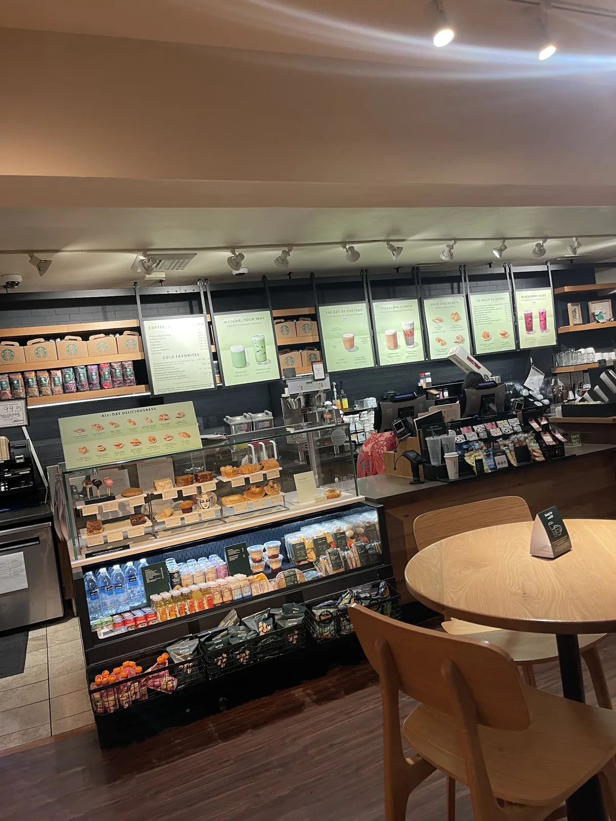 Starbucks | 1401 East Blvd photo 1