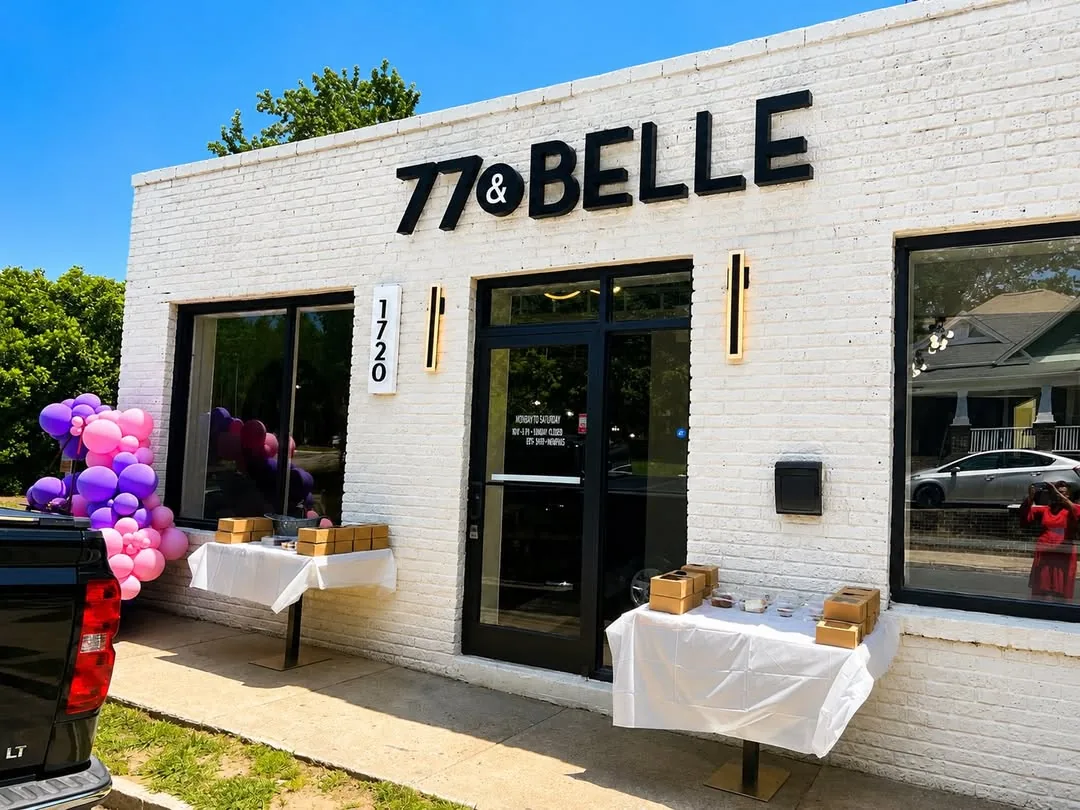 77 & Belle photo 2