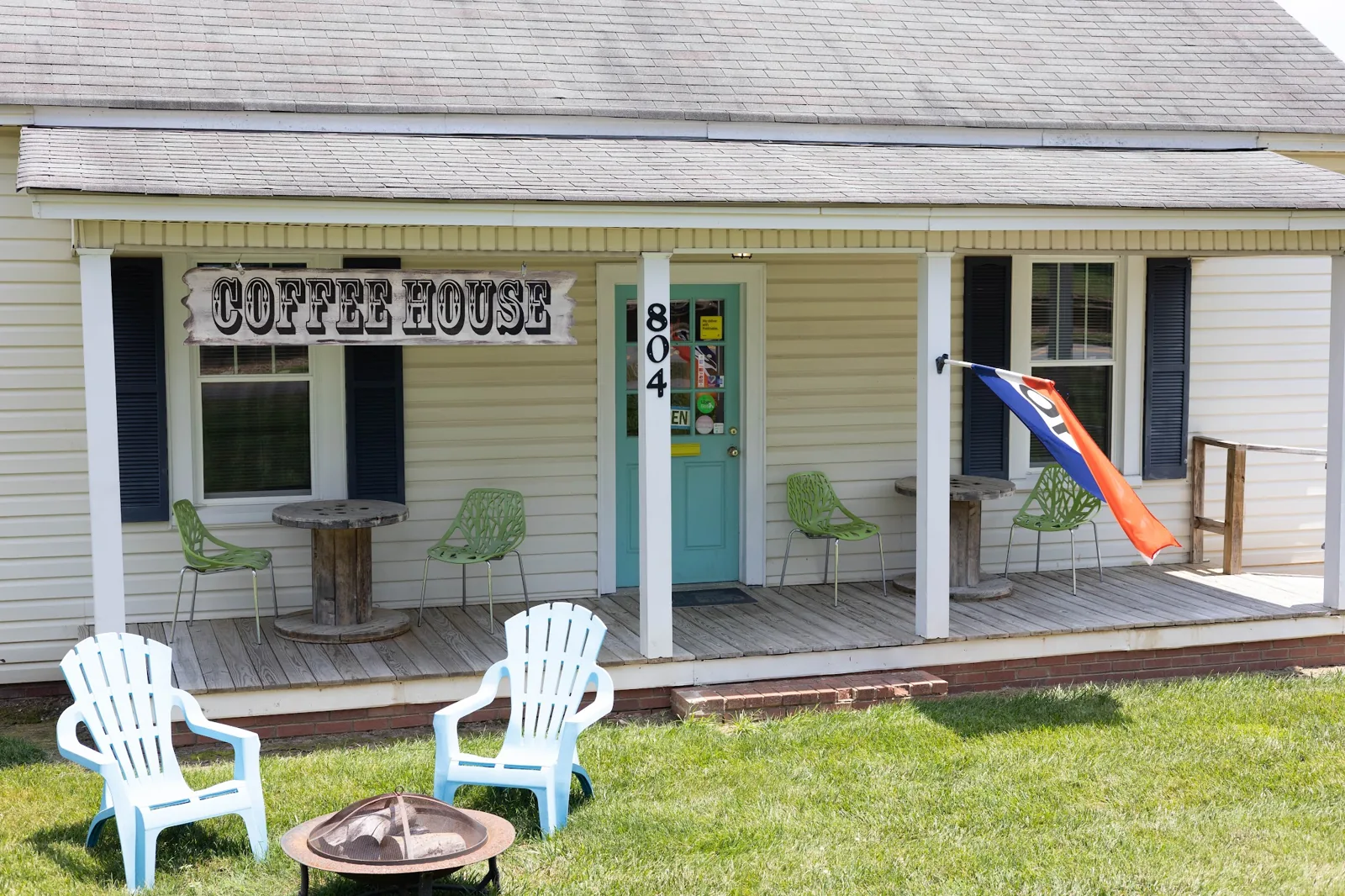 Veni Vidi Vici Cafe photo 2