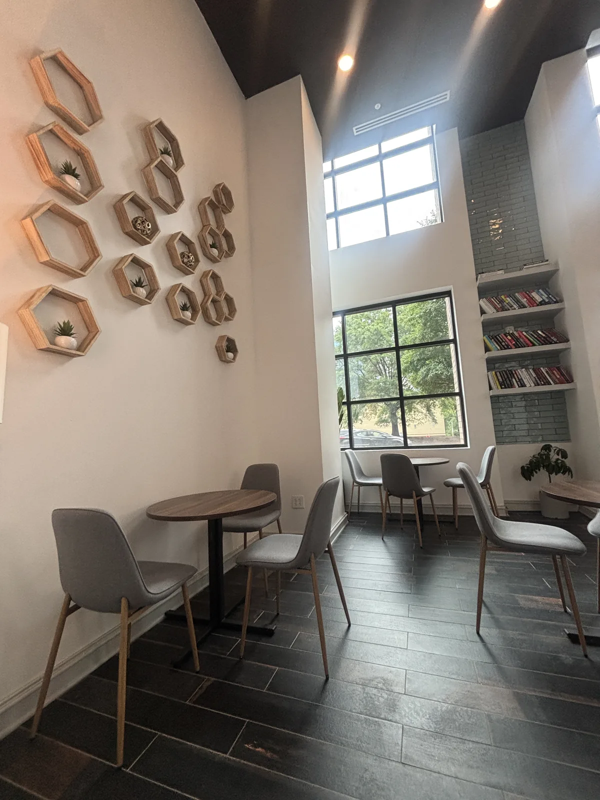 Green Cafe photo 2